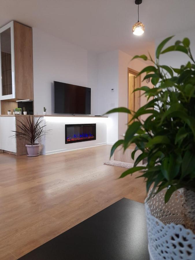 Luxury Panorama Apartament,Coresi Брашов Екстер'єр фото