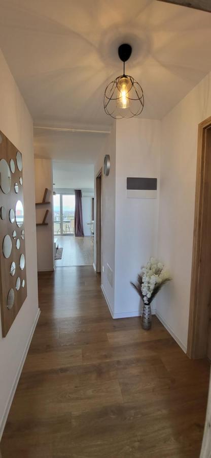 Luxury Panorama Apartament,Coresi Брашов Екстер'єр фото