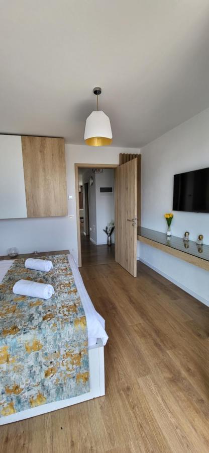Luxury Panorama Apartament,Coresi Брашов Екстер'єр фото