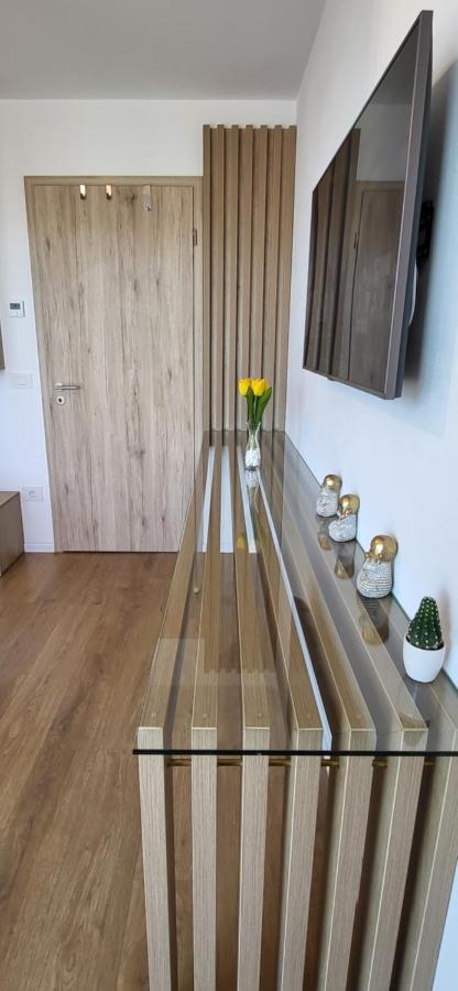 Luxury Panorama Apartament,Coresi Брашов Екстер'єр фото